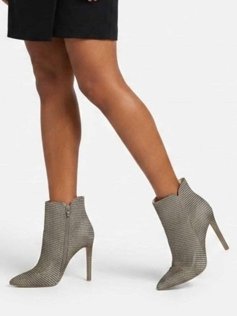 Qupid Space Age Metallic Knit Pointed Toe Ankle Boots Silver Gold Stiletto 8.5